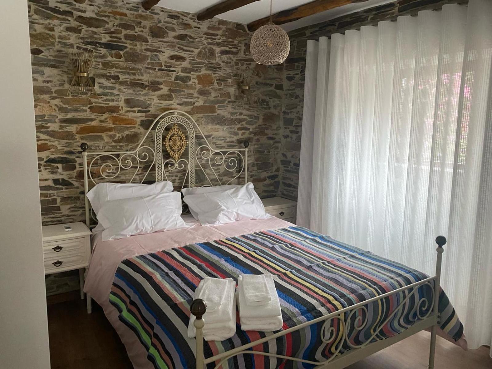 Casa Da Meia Encosta Arganil Eksteriør bilde